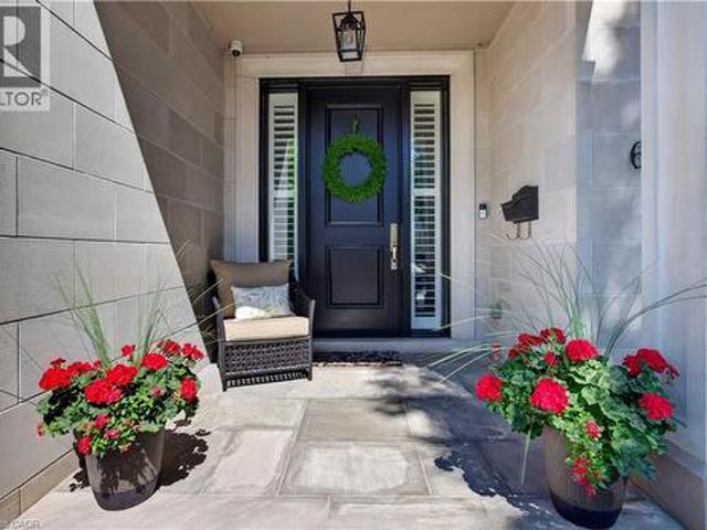 6 Iroquois Avenue, Mississauga, ON, L5G 1M6 house for sale | Listing ID 40846 | Royal LePage