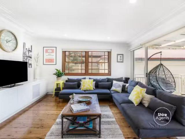6 Kirrawee Avenue, Kirrawee House for rent Listed by Arden Ma.