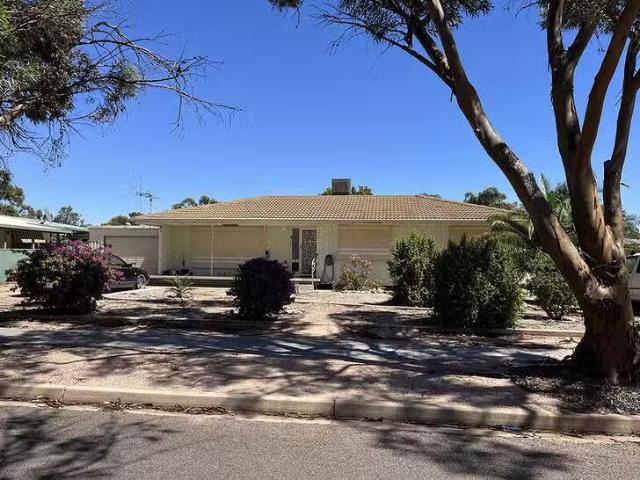 6 Kirwan Crescent, Port Augusta West, SA 5700