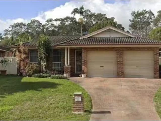 6 Luzon Street, Ashtonfield House for rent Listed by Julia Oc.