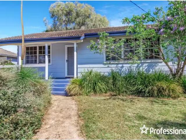 6 Lae Avenue, Ashmont House for rent Listed by Kiah Deveraux.