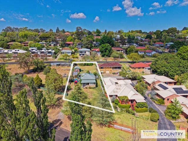 6 Lambs Avenue
