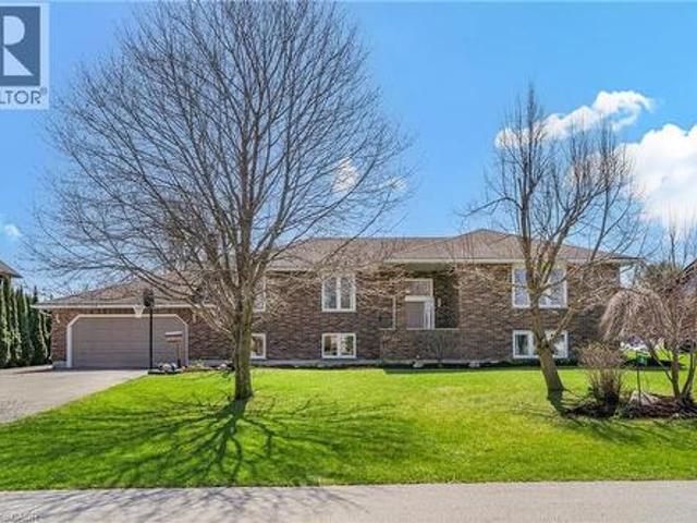 6 Lin Pine Lane, Linwood, ON, N0B 2A0 house for sale | Listing ID 40822 | Royal LePage