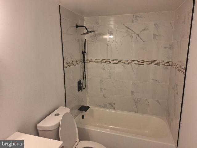 6 Longstream Court # 101