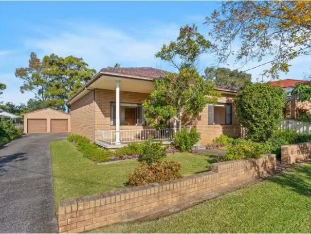 6 Palfreyman Street, Corrimal House for rent Listed by Jake M.