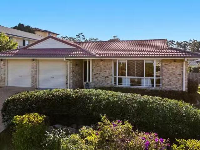 6 Paradise Court, Eatons Hill, QLD 4037 House for Rent