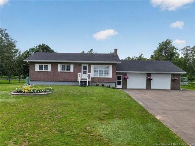 6 Paul St, Grand Barachois, NB, E4P 7V5 house for sale | Listing ID NB144107 | Royal LePage