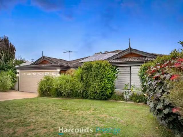 6 Pearce Court, HUNTINGDALE, WA 6110 House for Rent