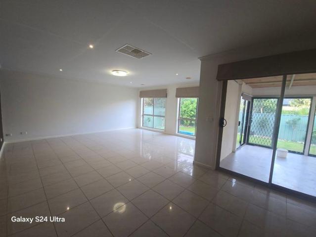 6 Penola Place, Craigieburn 3064 VIC UNDER CONTRACT