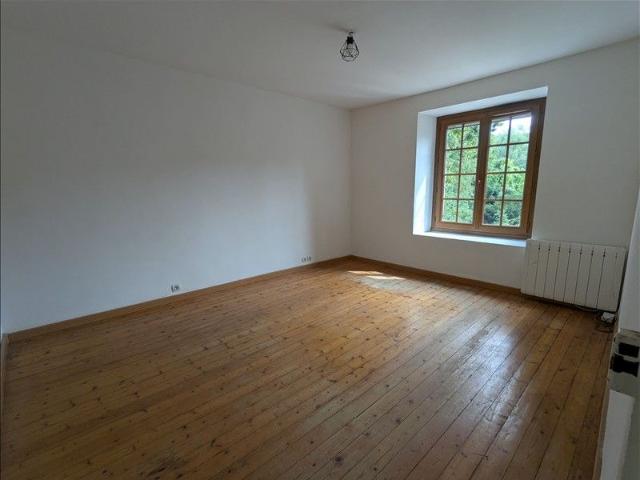 6 pièces 117,15 m² RDC Colocation non autorisée