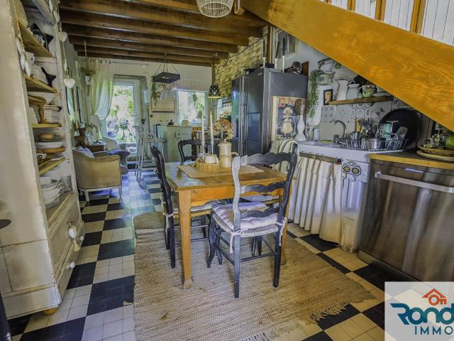 6 pièces 164 m2 1070 m2