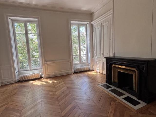6 pièces à louer