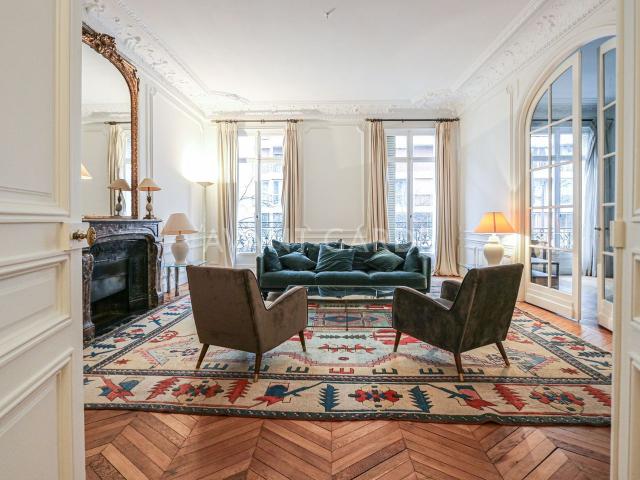 6 Pièces Meublé Avenue Victor Hugo 75016 Paris