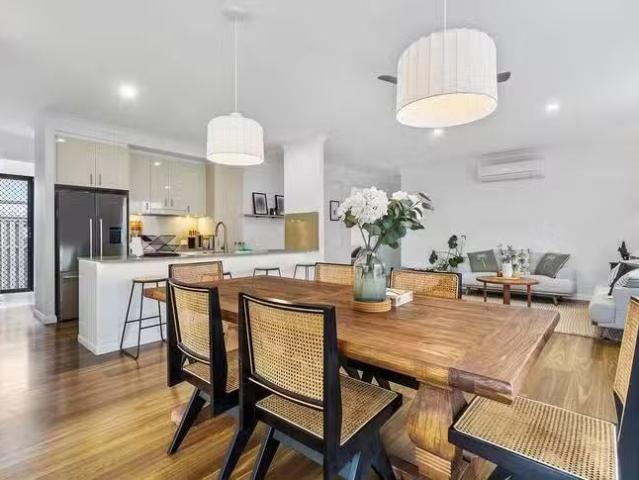 6 Plantation Crescent, Maudsland, QLD 4210