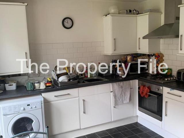6 Plymouth View, Brunswick, Manchester, M13 9JJ, United Kingdom | 5 bed townhouse for rent #23710680 | Rentberry
