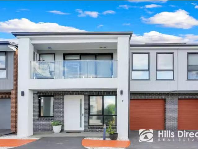 6 Powlett Glade, Marsden Park House for rent Listed by Michel.
