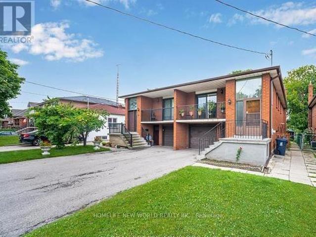 6 Privet Road, Toronto, ON, M3M 1C1 house for sale | Listing ID W13777 | Royal LePage