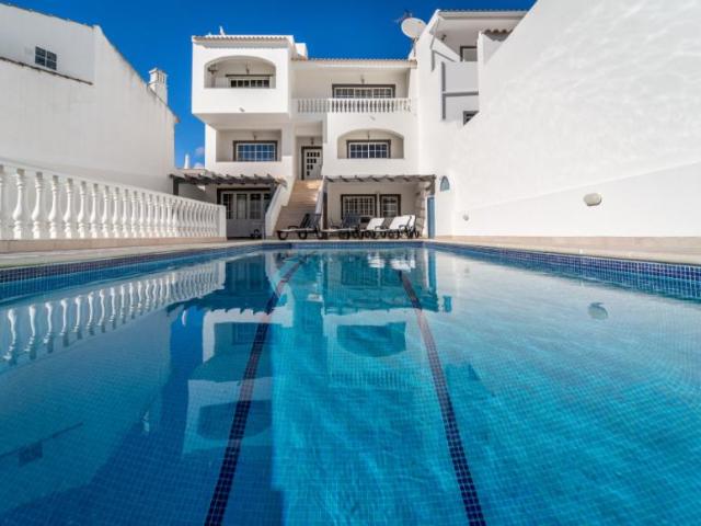 6 quarto, Albufeira Albufeira 105005813