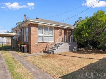 6 Riddle Drive, MELTON