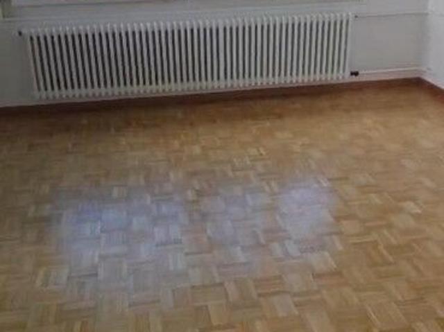 6 room apartment on the 8th floor located in Onex 1213
