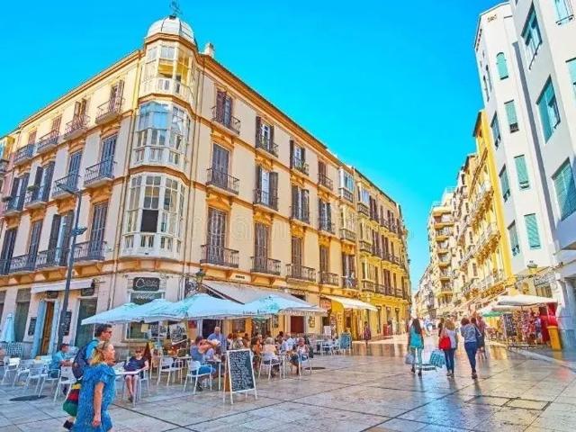 6 room luxury Apartment for rent in Málaga, Spain