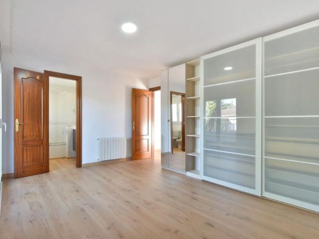 6 room luxury Detached House for rent in Sant Cugat, Catalonia