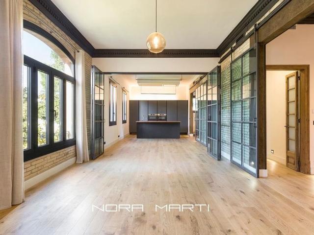 6 room luxury Flat for rent in Barcelona, Spain