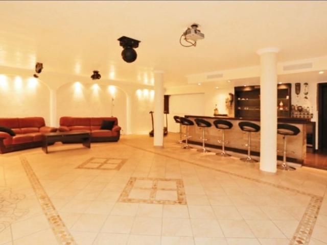6 room luxury House for rent in El Toro, Spain
