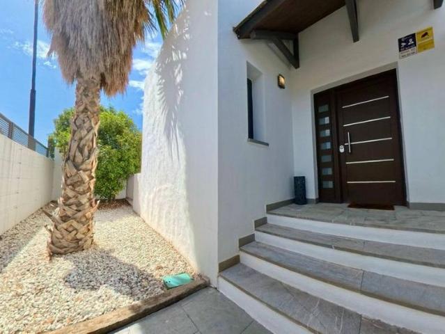 6 room luxury House for rent in Zubia, Andalusia