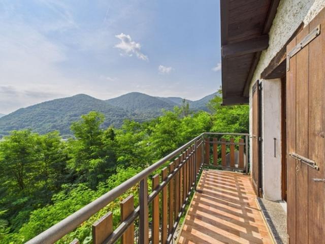 6 Room single house