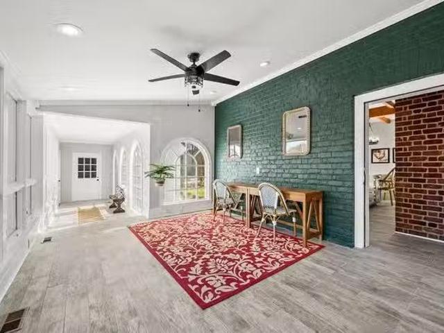 6 rooms apartment in Hall