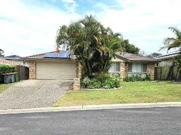 6 Rosefinch Street, UPPER COOMERA, QLD 4209