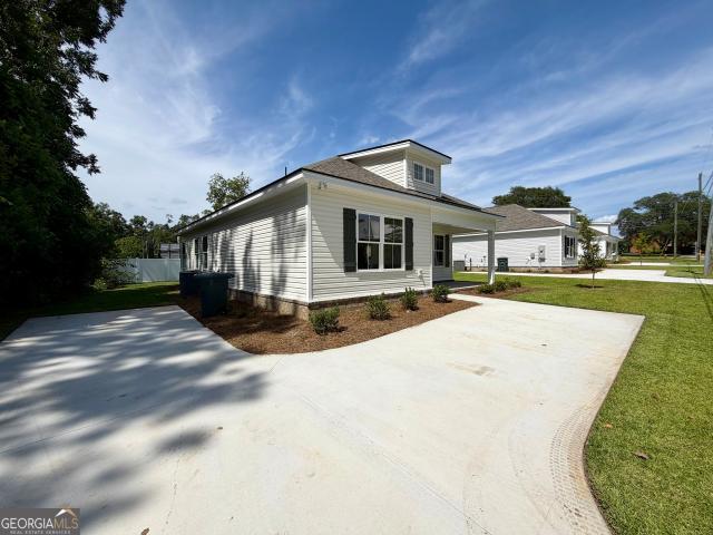 6 Roundtree Street