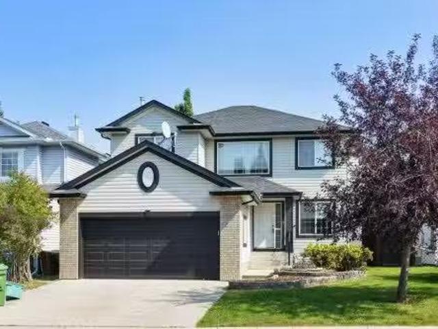 6 Royal Birkdale Court Nw, Calgary, AB, T3G 5R5 house for sa.