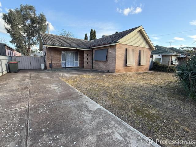 6 St Leonard CrescentElizabeth Downs SA 5113, Australia