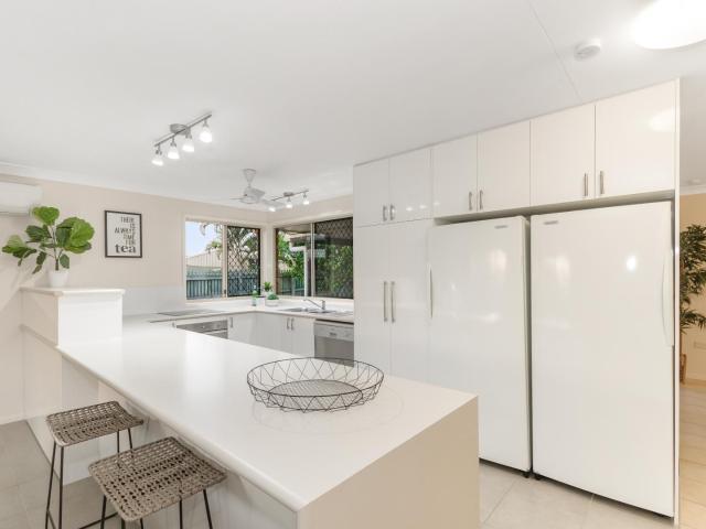 6 Stafford Close Kirwan, QLD 4817