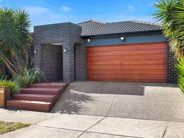 6 Strome Crescent, Derrimut, VIC 3026