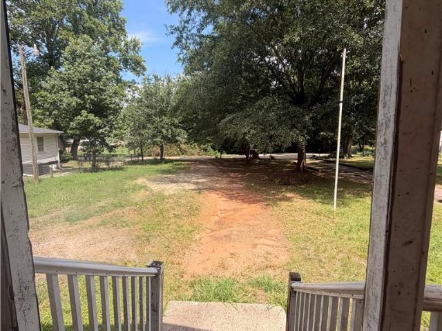 6 S Chastain Drive