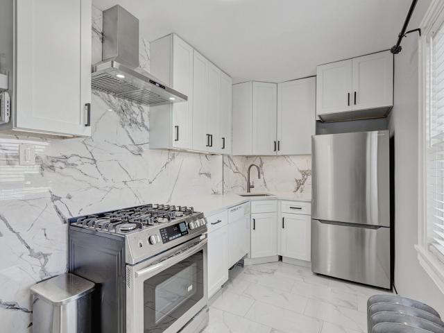 6 S Monterey Avenue Unit A, Villa Park, US, IL
