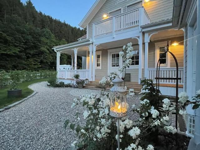 6 Schlafzimmer Haus Dümpelfeld Deutschland 103656969