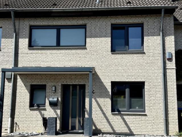 6 Schlafzimmer Haus Grevenbroich Deutschland LS102885603