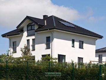 Haus for sale in Ochtmissen - Keller, Parkplatz