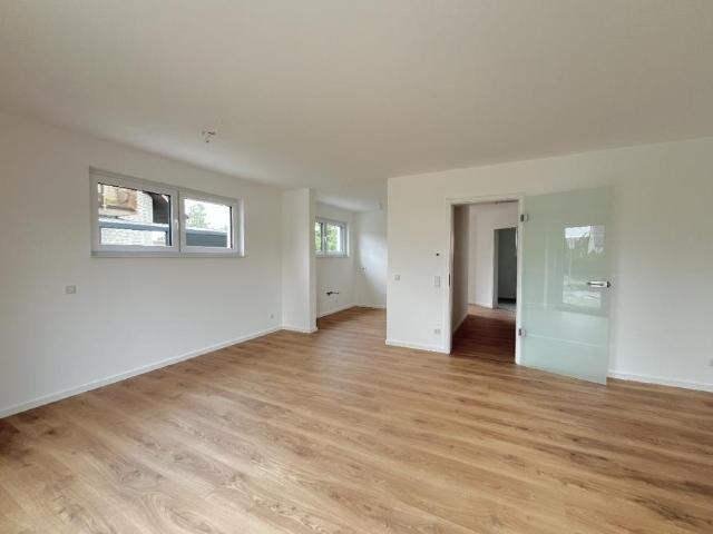 6 Schlafzimmer Haus Schlangen Deutschland 104365106