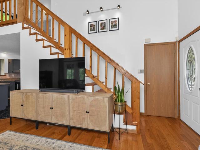 6 Scott Drive