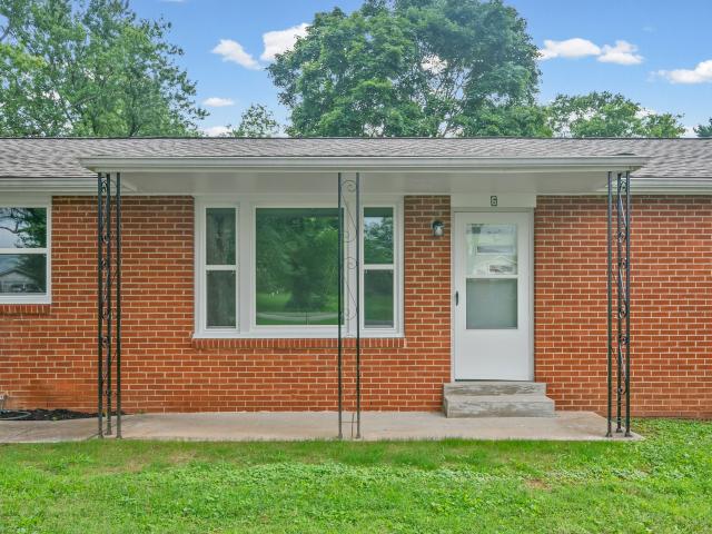 6 Sevier St