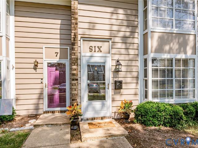 6 Skipwith Green Circle