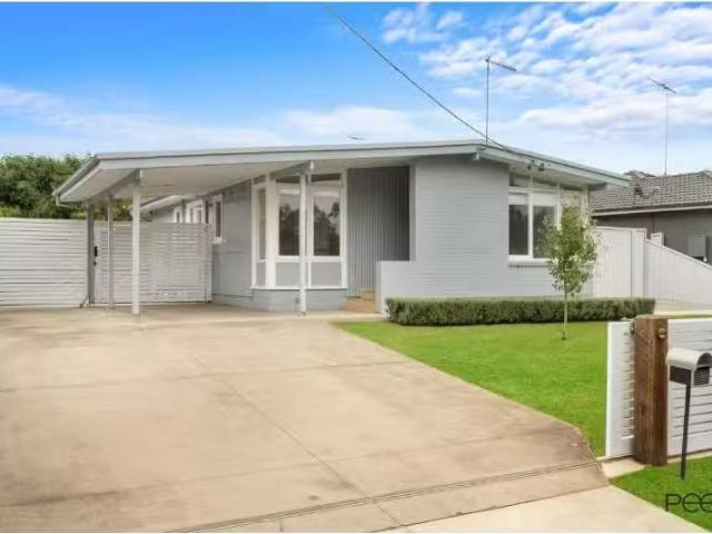 6 Smith Avenue, HOBARTVILLE House for rent Listed by Mariana.