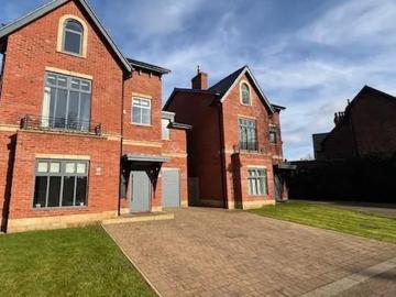 6 Turnstone Avenue, Parrs Wood, Manchester, M20 2EQ, United Kingdom | 5 bed house for rent #139622198 | Rentberry