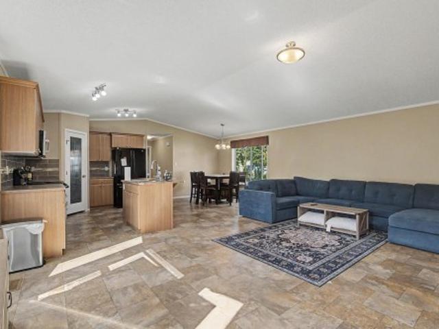6 The Parkway Northwest, Edmonton, AB, T6P 1C7 house for sale | Listing ID E4508 | Royal LePage