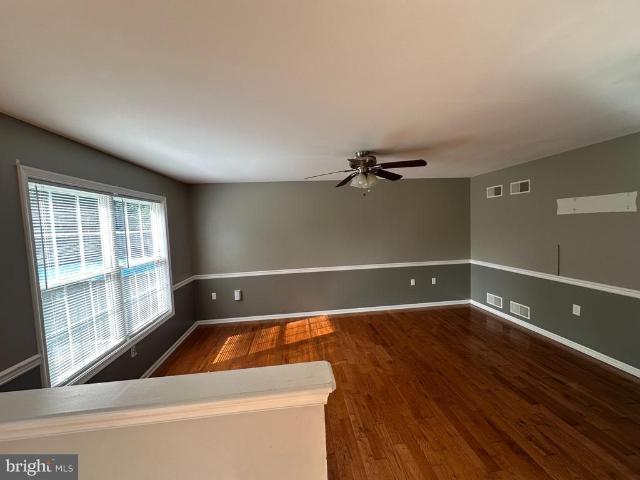 6 Thompson Court